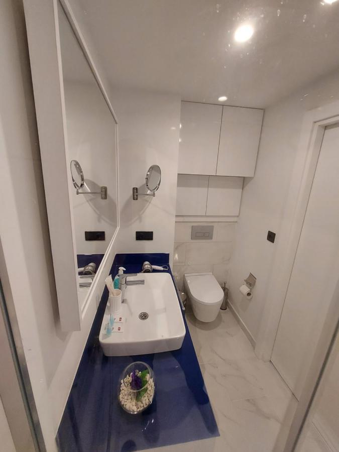 Apartmán Номера На Высоких Этажах 24,31 Batumi Exteriér fotografie
